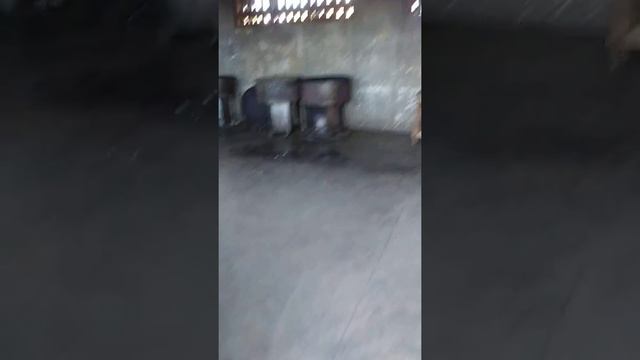 Worst poorest poverty area school on earth buildings falling apart no windows or electricity смотреть онлайн
