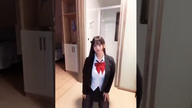 Cute Asian Teen On Cam Live..fullvideo Comment Below