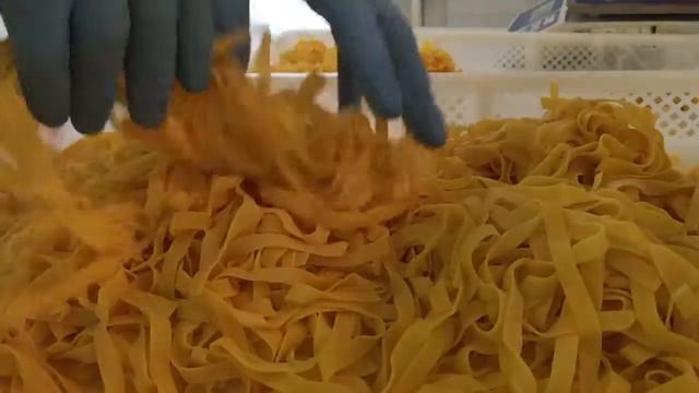 Moviola maltagliati e tagliatelle e crespelle смотреть онлайн