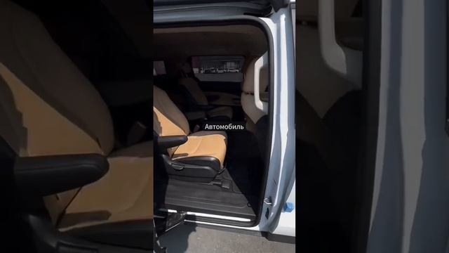 Владивосток. Встретили а/м ✅ KIA CARNIVAL 4 2.2D AT PRESTIGE 9-МЕСТ для Олега из Ростовской области. смотреть онлайн