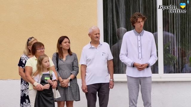 Як відзначили свято першого дзвінка у Бродівській СЗОШ №2? (ТК "Броди online") смотреть онлайн