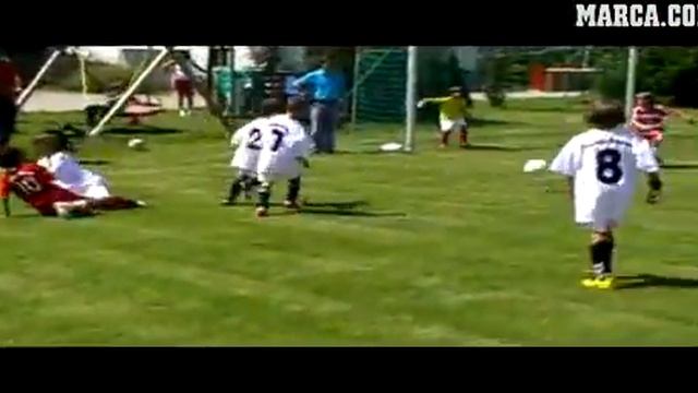 El genio de siete años del Bayern смотреть онлайн