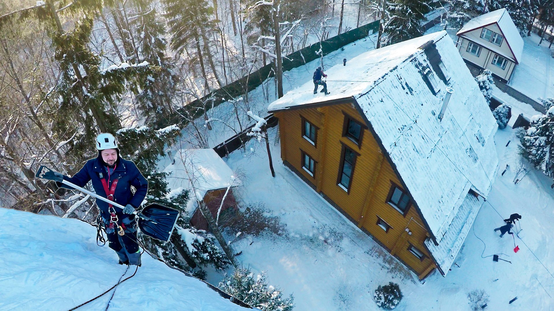 Уборка снега с крыш. Работает ПРОМАЛЬП. смотреть онлайн