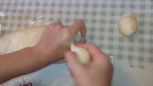 Бугирсок тайёрлаш/Готовим баурсаки