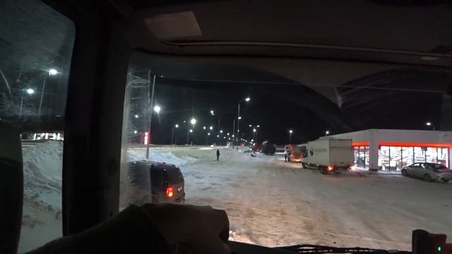 поставил рацию | пробираюсь после снегопада | разлил топливо на заправке смотреть онлайн