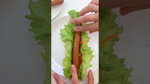 What would you choose, a Hot Dog or a Black Burger? смотреть онлайн