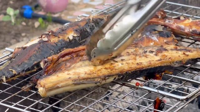 Повторяем рецепт знаменитый БАЛЫК ЭКМЕК от Стамбульского МАРИО из орла и решки! Скумбрия в лаваше смотреть онлайн