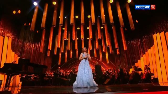 «Школьный вальс» смотреть онлайн