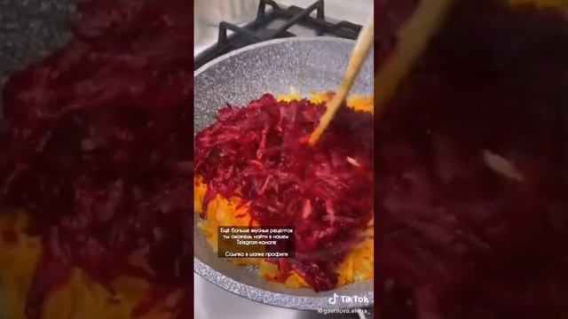 РЕЦЕПТ ВКУСНОГО БОРЩА #кухня #рецепт #рецепты #вкуснаяеда #вкуснятина #борщрецепт #борщ смотреть онлайн