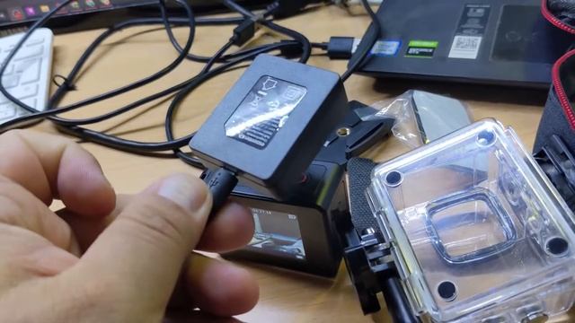 Caméra sport Essentielb Xtrem X 4K double ecran смотреть онлайн