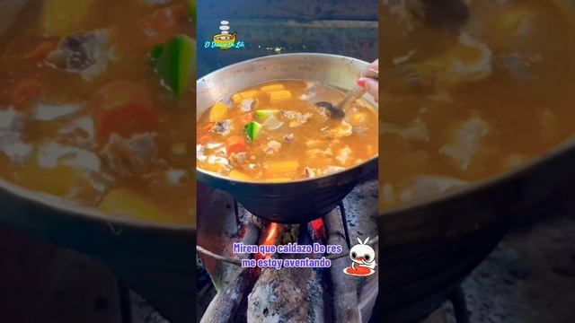 Haciendo Caldo De Res En Cocina De Leña #amiestilo #shorts смотреть онлайн