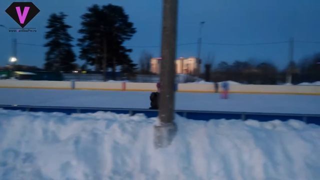 ВЛОГ на катке / VLOG at the rink / VASILISAPRO.RU смотреть онлайн
