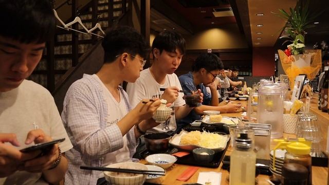 2019년, 후쿠오카 저온튀김 돈까스 / Fukuoka, Low temperture Beefcutlet, 2019, summer смотреть онлайн