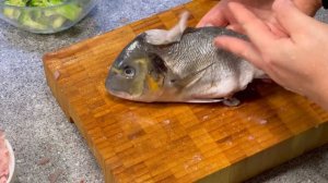 Дорадо в духовке. Рыба Без костей!