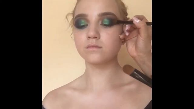 Яркий make up🎨для фотосессии для Виктории смотреть онлайн