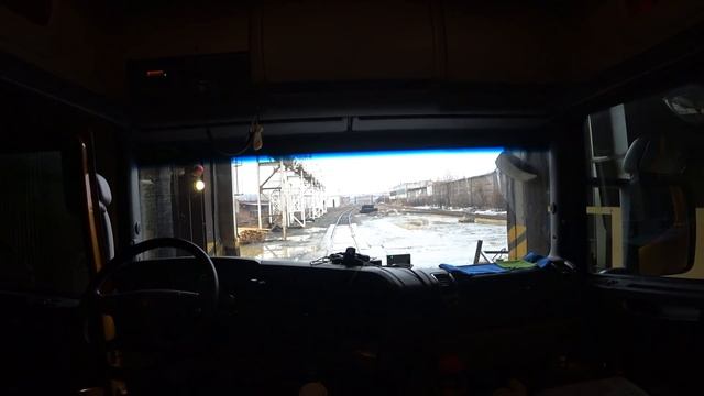 загрузка в Первоуральске | едем по рельсам смотреть онлайн