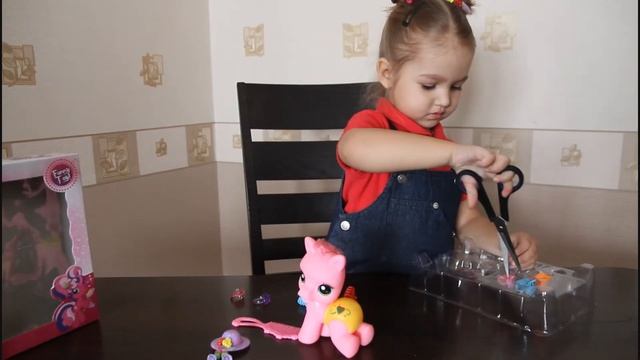 Май Литл Пони Pinkie Pie. Обзор набора Пинки Пай. May Little Pony Pinkie Pie. Browse set Pinkie Pie смотреть онлайн