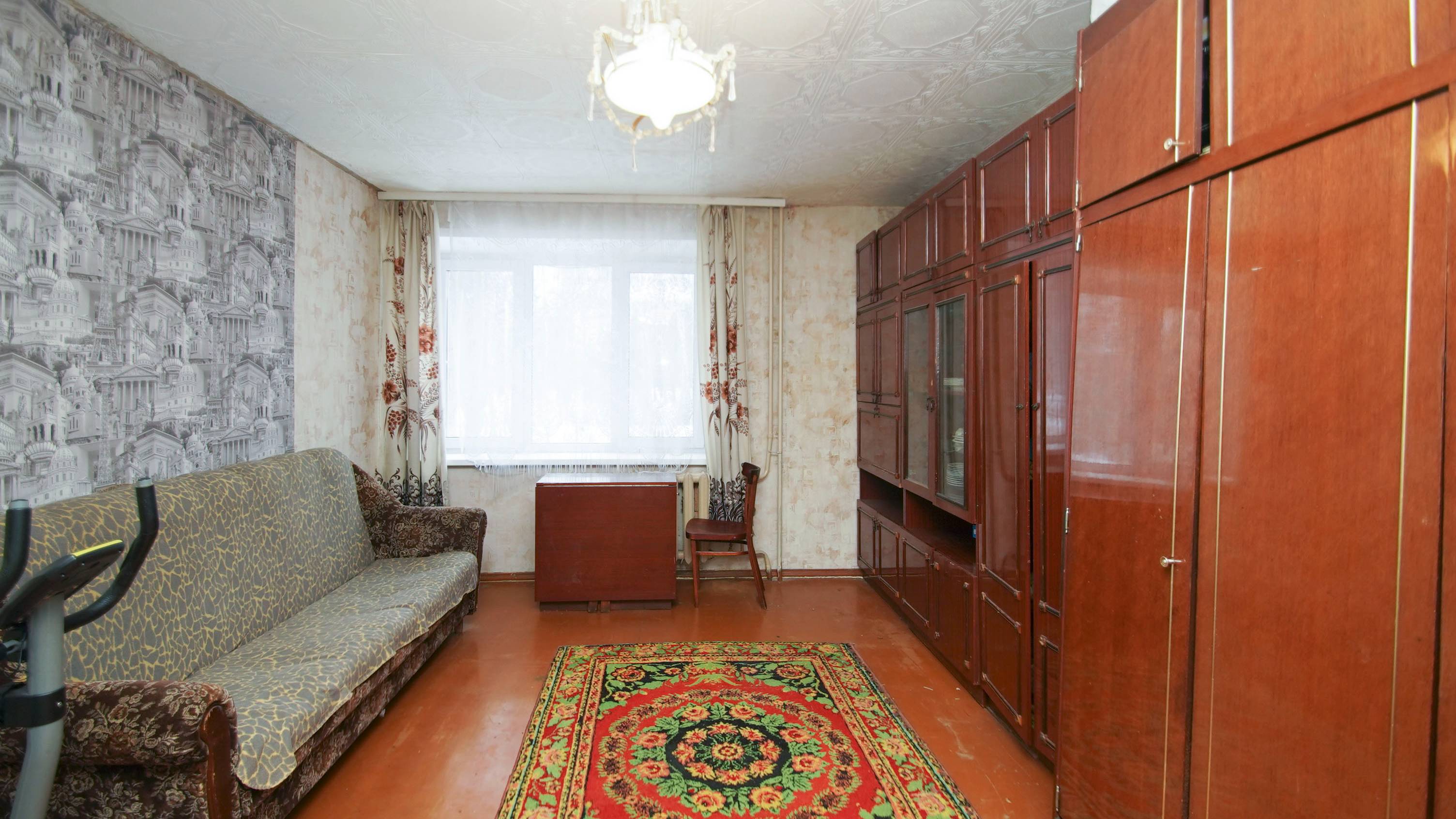 Челюскинцев 102к1