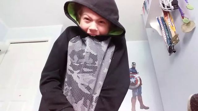 Peeing myself on camera смотреть онлайн