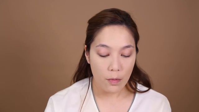 ลองแป้งใหม่ Translucent Loose Setting Powder "GLOW" จาก Laura Mercier | DAILYCHERIE смотреть онлайн