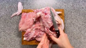 Как разделать курицу на рулет. Куриное мясо на коже без костей.