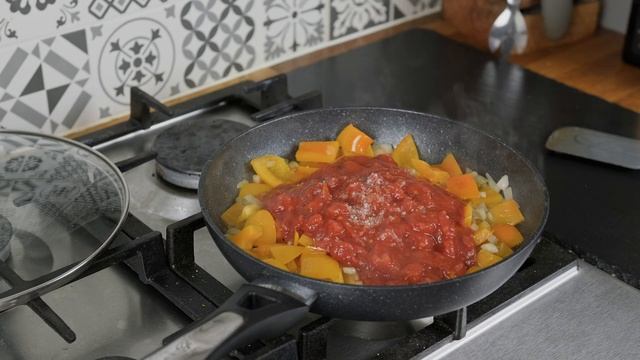Easy Shakshuka, Healthy Breakfast Recipe смотреть онлайн