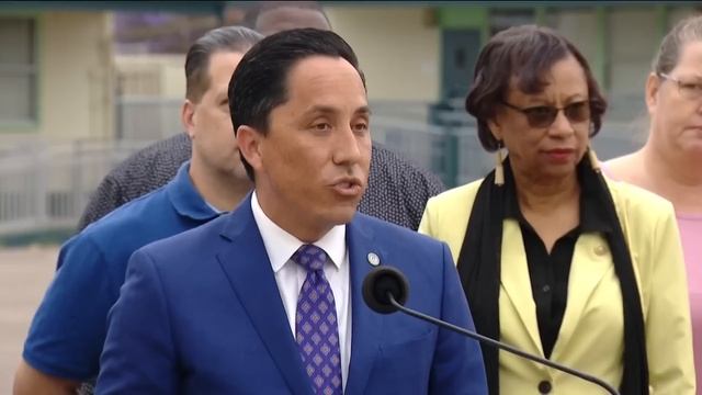 San Diego top stories for May 31st at 6 a.m. смотреть онлайн