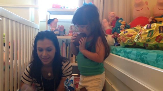 Abrindo ovo de Páscoa surpresa da Peppa Pig e do Frozen [eng subs] смотреть онлайн