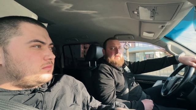 Машина из фильма «ТАКСИ» уже в Москве смотреть онлайн