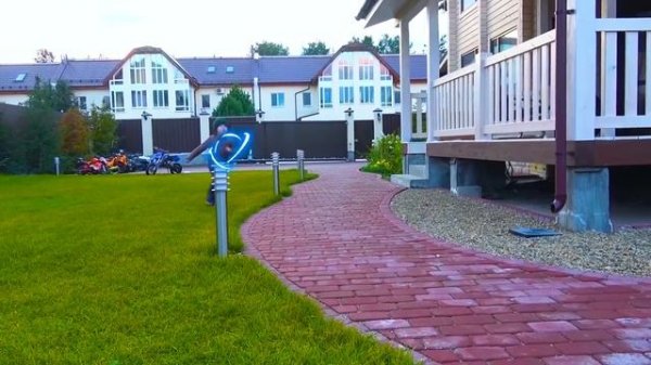 Сеня Распаковывает и тестирует Мини Кросс байк Для Детей!