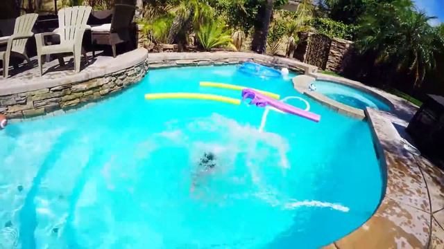 Fun in the sun - Swimming with GoPro Hero4 Silver смотреть онлайн
