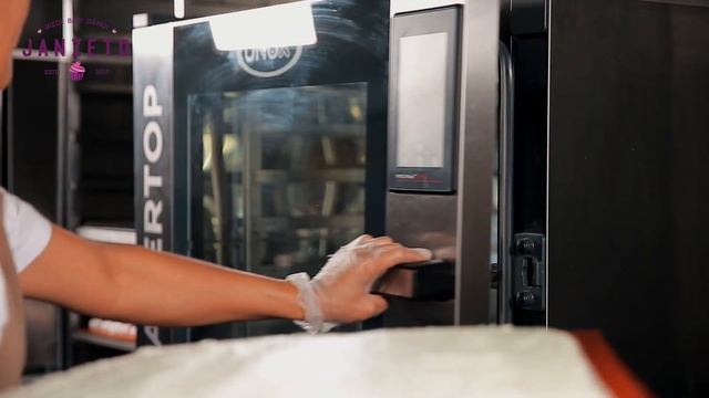 Janzeto приготовление фисташкового рулета смотреть онлайн