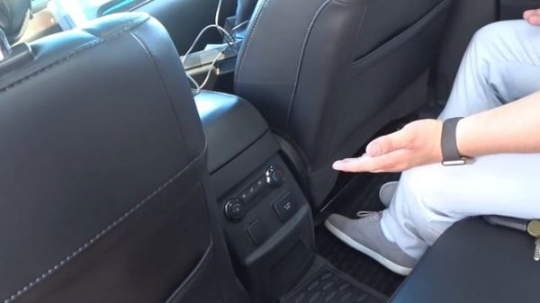 Стоит ли брать Ford Explorer V поколения?