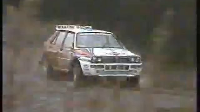 Lancia Delta HF Integrale (1992-1993) смотреть онлайн