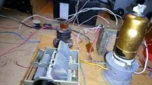 Низковольтный ламповый приемник