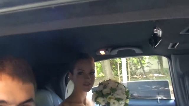 День свадьбы ...в лимузине смотреть онлайн