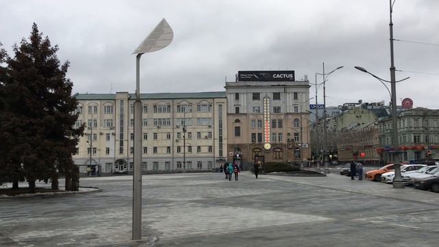 ХАРЬКОВ ПЛОЩАДЬ КОНСТИТУЦИИ 02012021 | ALEX AVERS смотреть онлайн