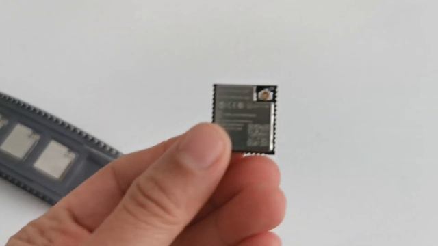 Espressif ESP32-WROOM-32U смотреть онлайн