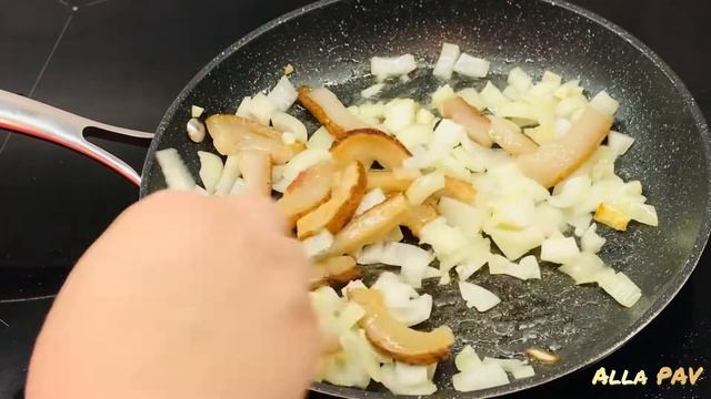 Вараниці із шкварками смотреть онлайн