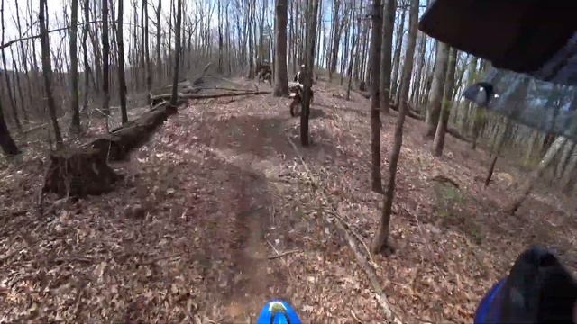 KTM 950 Super Enduros on Trail 81 April 2018 смотреть онлайн