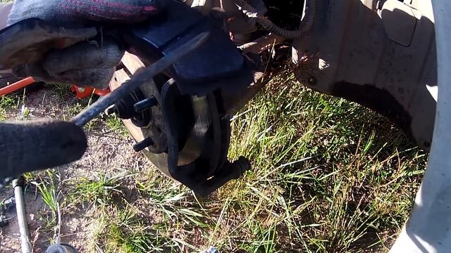 Замена передних тормозных колодок на мицубиси каризма смотреть онлайн