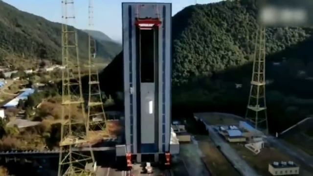 China's Long March 3B Launches Chang’e-4 Lunar Lander and Rover head to the far side of the Moon смотреть онлайн