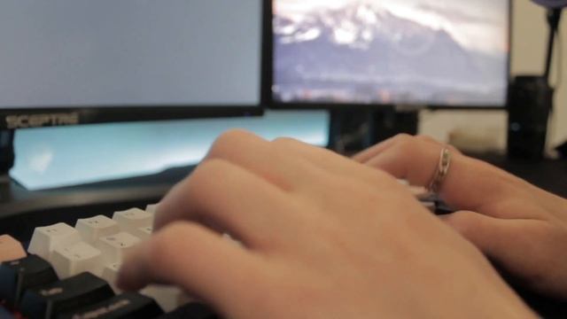 Keychron Q1 sound test (Gat ink blacks + darling on space bar) смотреть онлайн