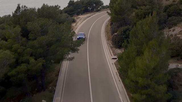 The New Jaguar E - PACE смотреть онлайн