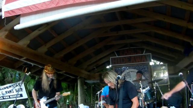 Stranglehold By Rock Legends at Earl's Hideaway in Sebastian, Fl. on 10/27/13 смотреть онлайн