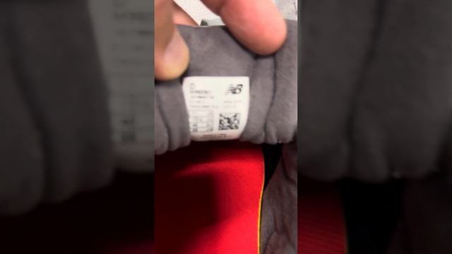 Как отличить оригинал от подделки New Balance \ на примере 992 Multi Made In USA \ 09.06.2024 смотреть онлайн