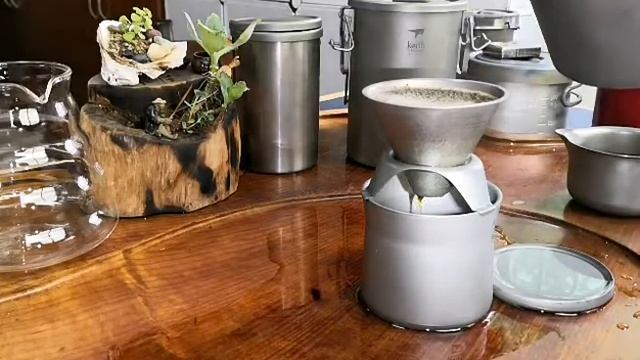 Keith Titanium Ti3911 Mini Coffee and Tea Maker смотреть онлайн
