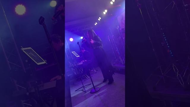 Dина Гарипова - I will always love you (live) смотреть онлайн