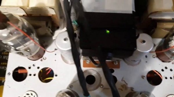 ФОН В ЛАМПОВОМ УСИЛИТЕЛЕ ( или КАША С МАСЛОМ ОТ В.ВАСИЛИЧА ))))