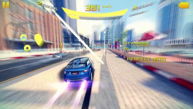 Asphalt 8 Range Rover Evoque vs Ferrari GTC4Lusso Dubai Reverse 32 Racers смотреть онлайн